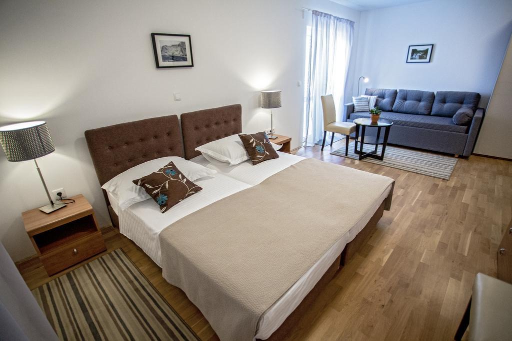 Rooms Margarita Stobreč Exteriör bild